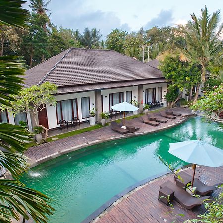 Ubud Raya Boutique Hotel Dış mekan fotoğraf