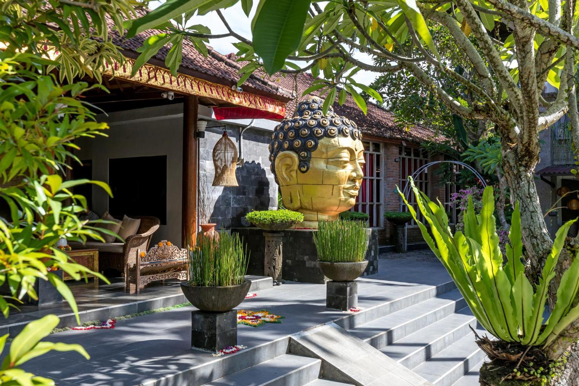 Ubud Raya Boutique Hotel Dış mekan fotoğraf